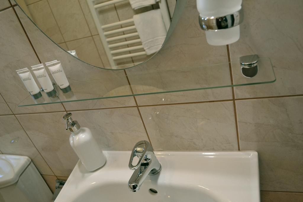 Hotel Anesis à Ioannina Extérieur photo